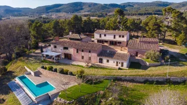 Masia Les Apieres