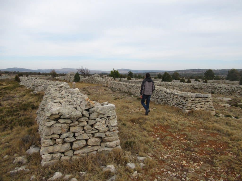 Unos mil kilómetros de muros recorren el término de Vilafranca