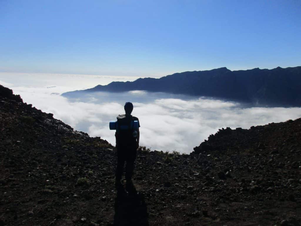 Vista de la Caldera de Taburiente desde la cresta volcánica