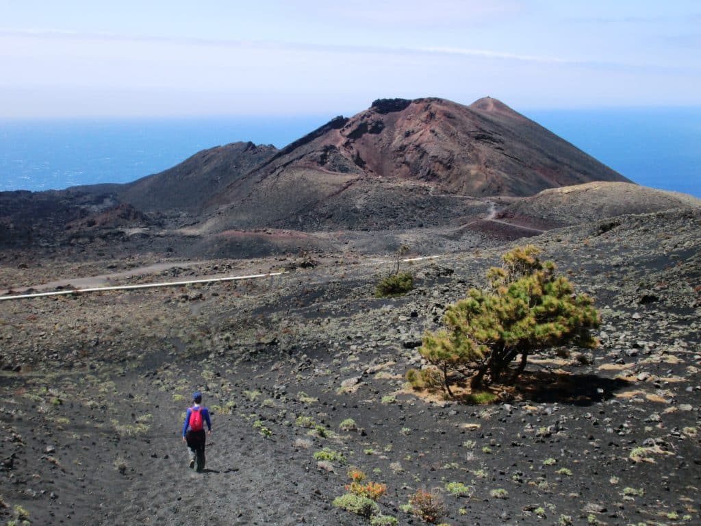 Hacia el volcán Teneguía