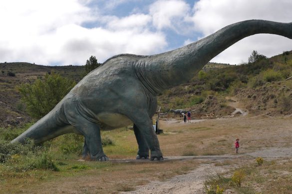 Paleoturismo: algunos destinos para amantes de los dinosaurios en España