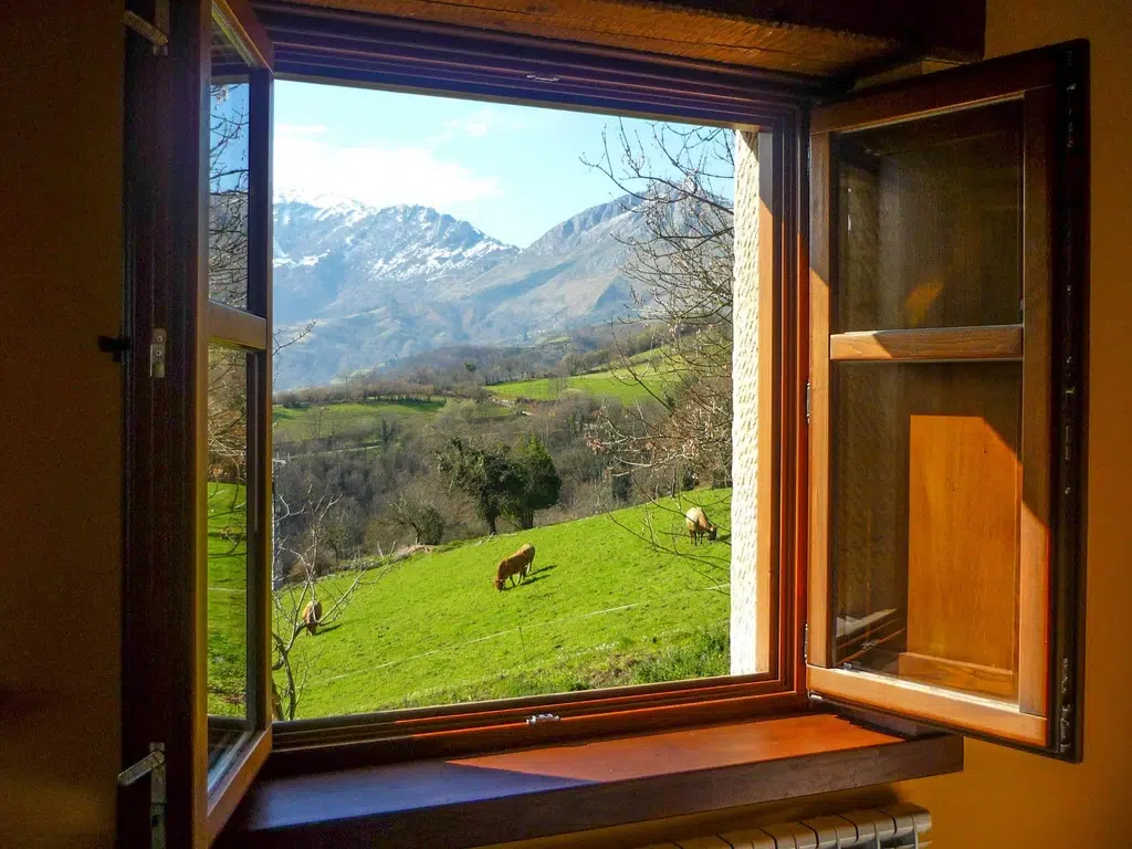 Casas de Aldea Peñanes (Asturias)