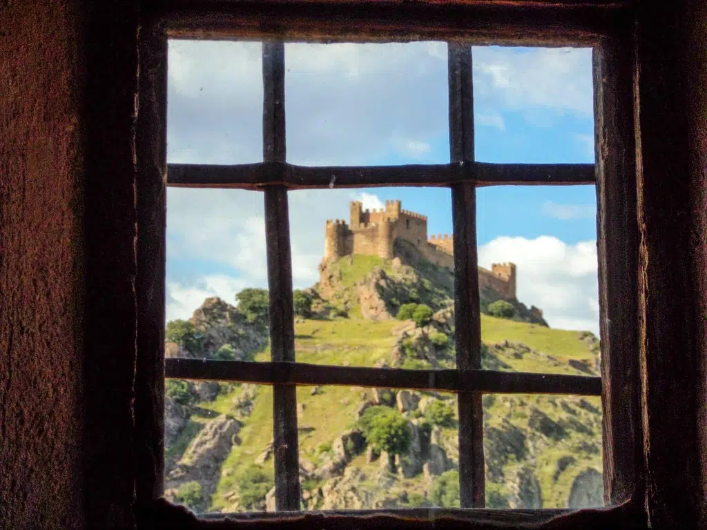 Castillo de la Riba (Guadalajara)