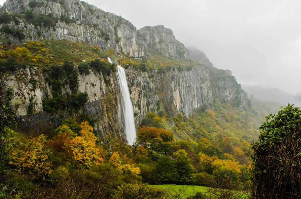 Nacimiento del río Asón