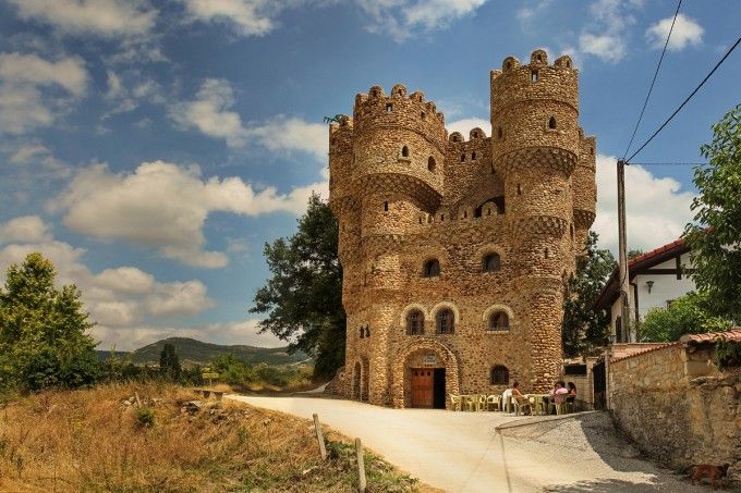 Castillo de Cebolleros. Serafín Villarán construyó su propio castillo