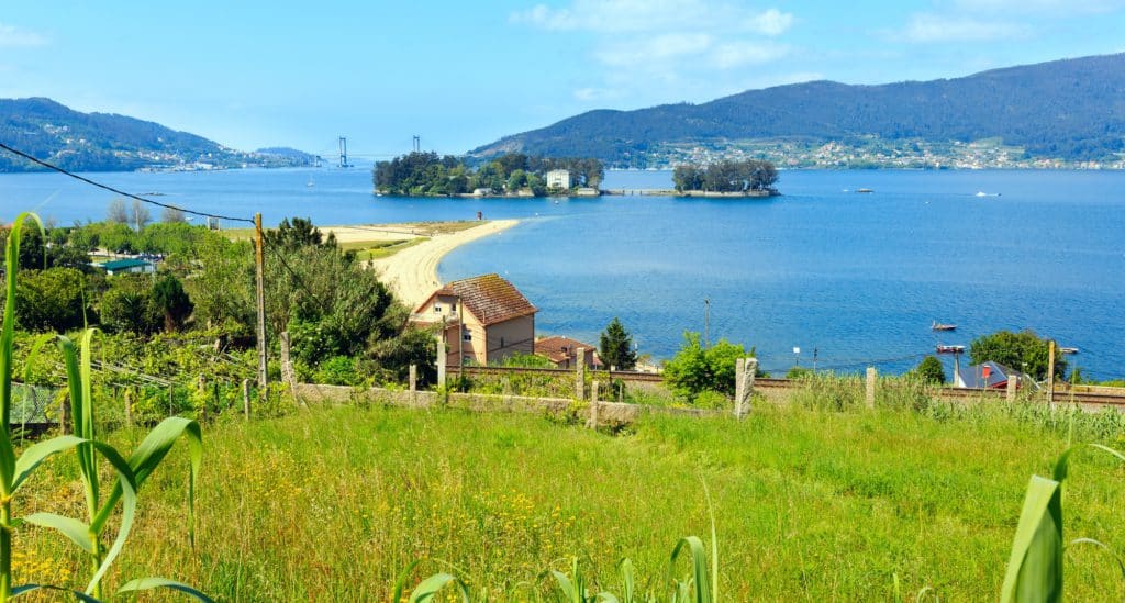 Isla de San Simón, Vigo. Islas usadas para cuarentenas en España