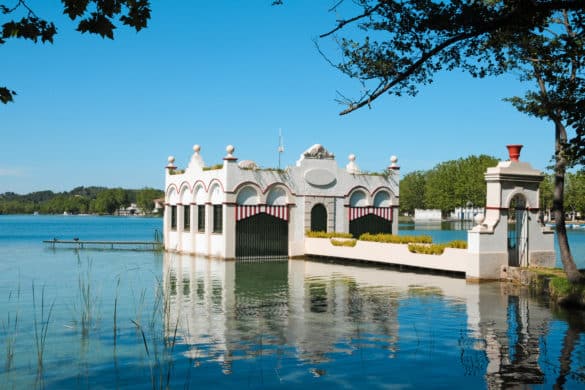 La plaza de Banyoles dedicada a la Aspirina