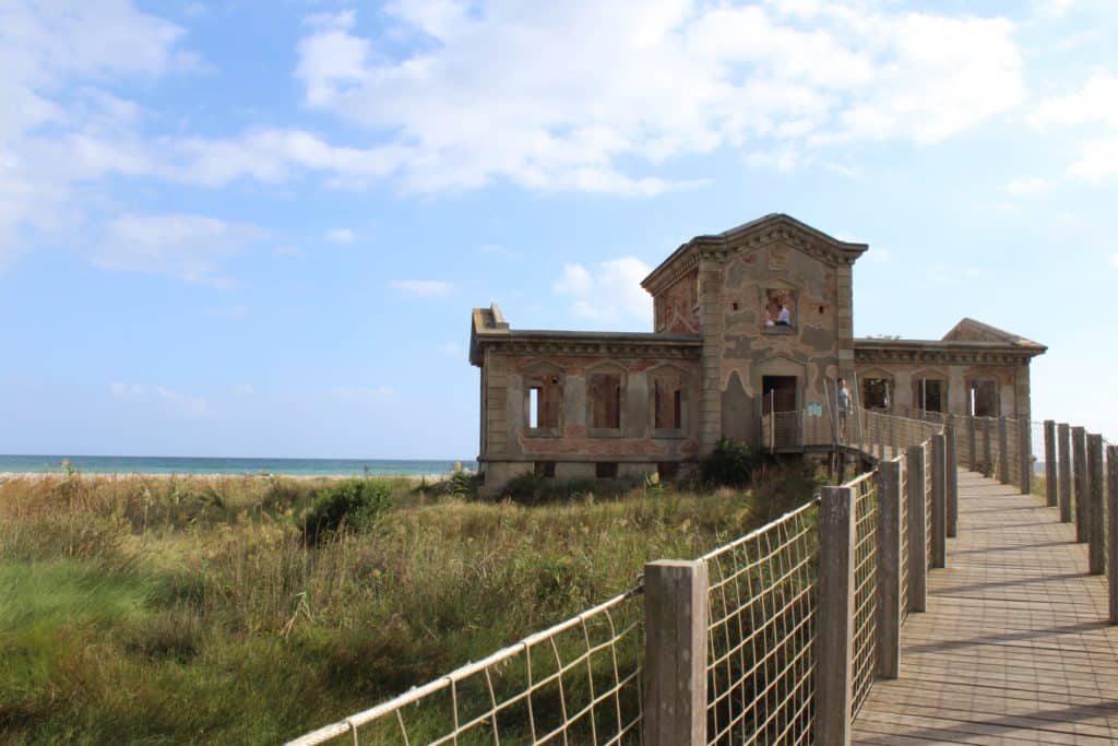 Edificio del Semáforo, Delta del Llobregat