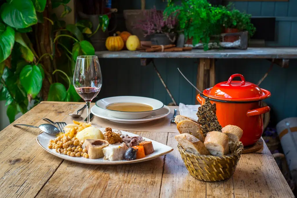 Estos son los platos de cuchara más populares de cada Comunidad Autónoma