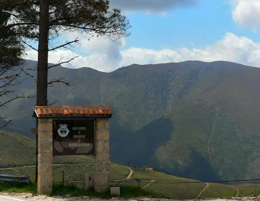 Alvoco da Serra. Por Paulo Juntas