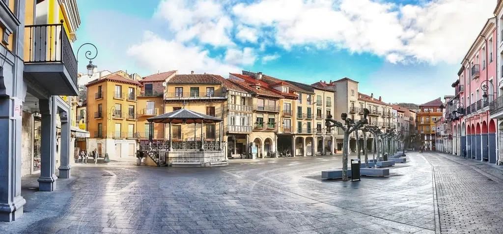 Aranda de Duero, tierra de vino y lechazo asado
