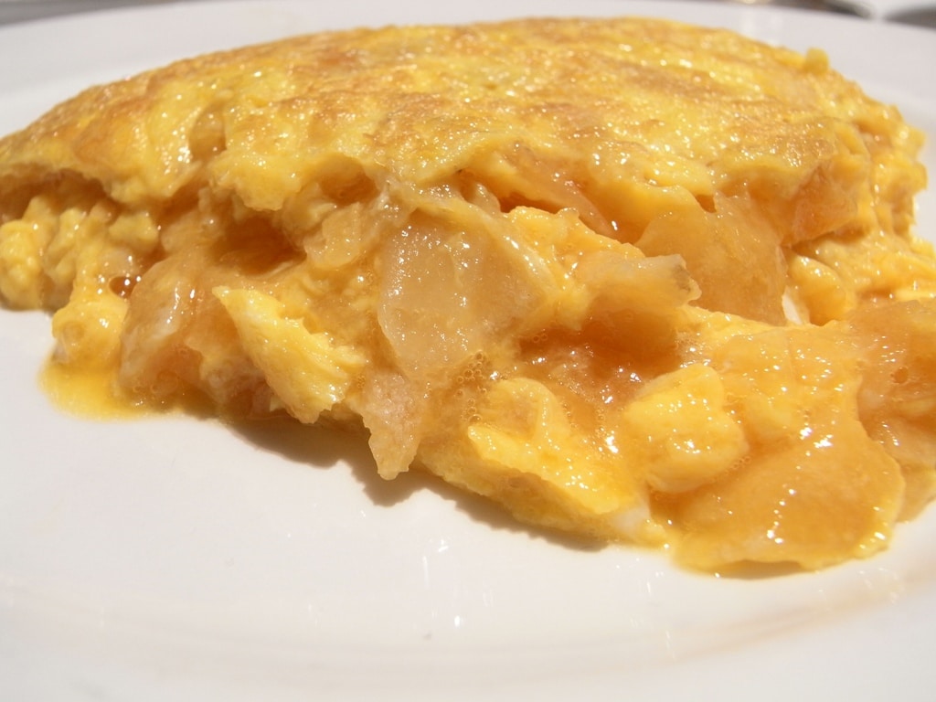 Tortilla de patatas al estilo Betanzos.