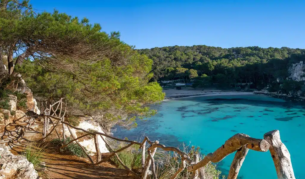 Rutas de senderismo en las Islas Baleares, playa