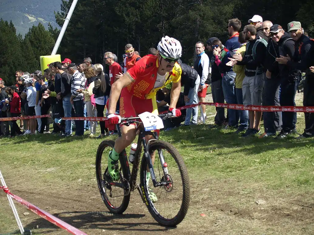 El ciclista riojano Carlos Coloma, en plena competición internacional.