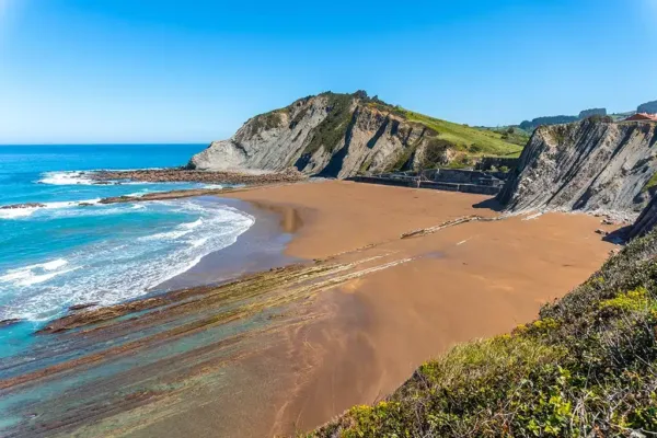 Itzurun, playa en el País Vasco