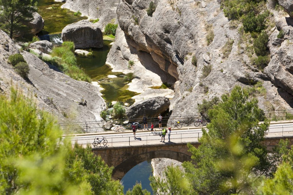 Descubre los alrededores de Barcelona, La Costa Daurada y las Terres de l´Ebre