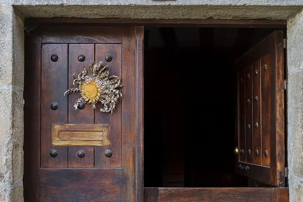 Eguzkilores del caserío vasco.