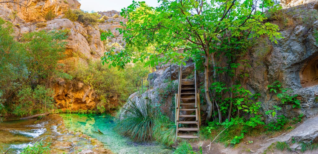 Ruta por los estrechos del río Ebrón