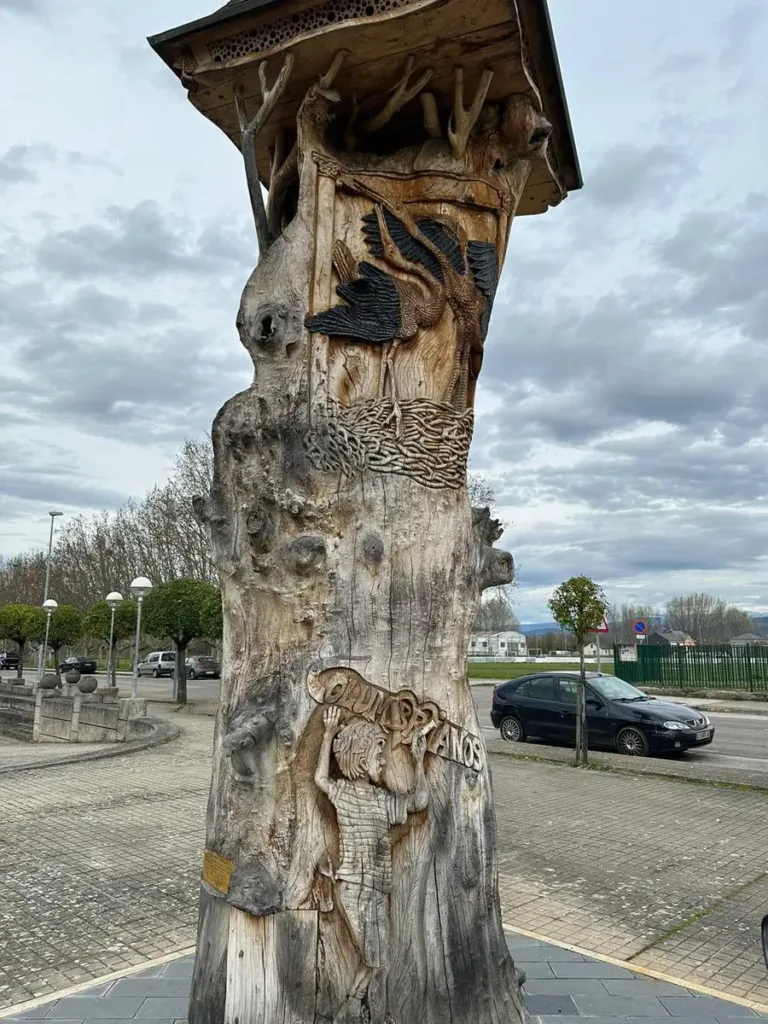 Ruta de los árboles tallados, El Bierzo (León)