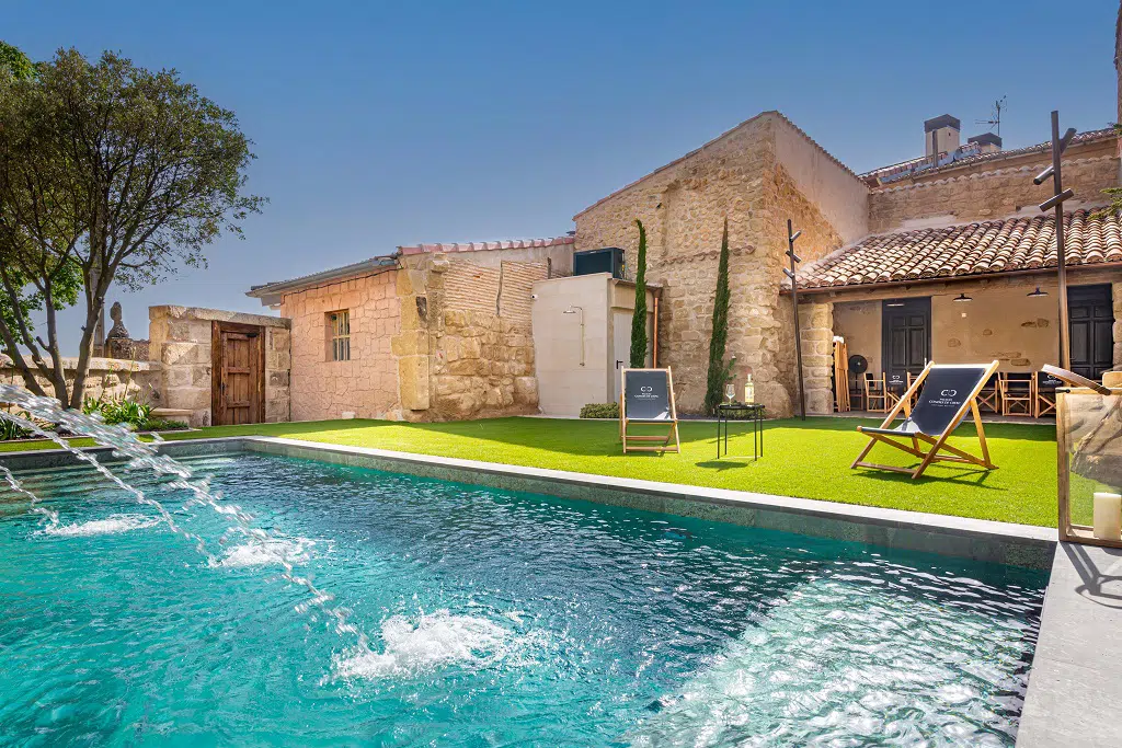Casas rurales según tu signo del zodíaco: Casa rural boutique Palacio Condes de Cirac