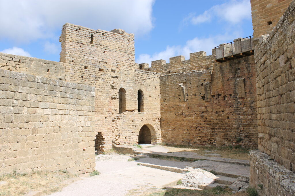 Estancia de la fortaleza de Loarre, en Huesca, Aragón. Por David
