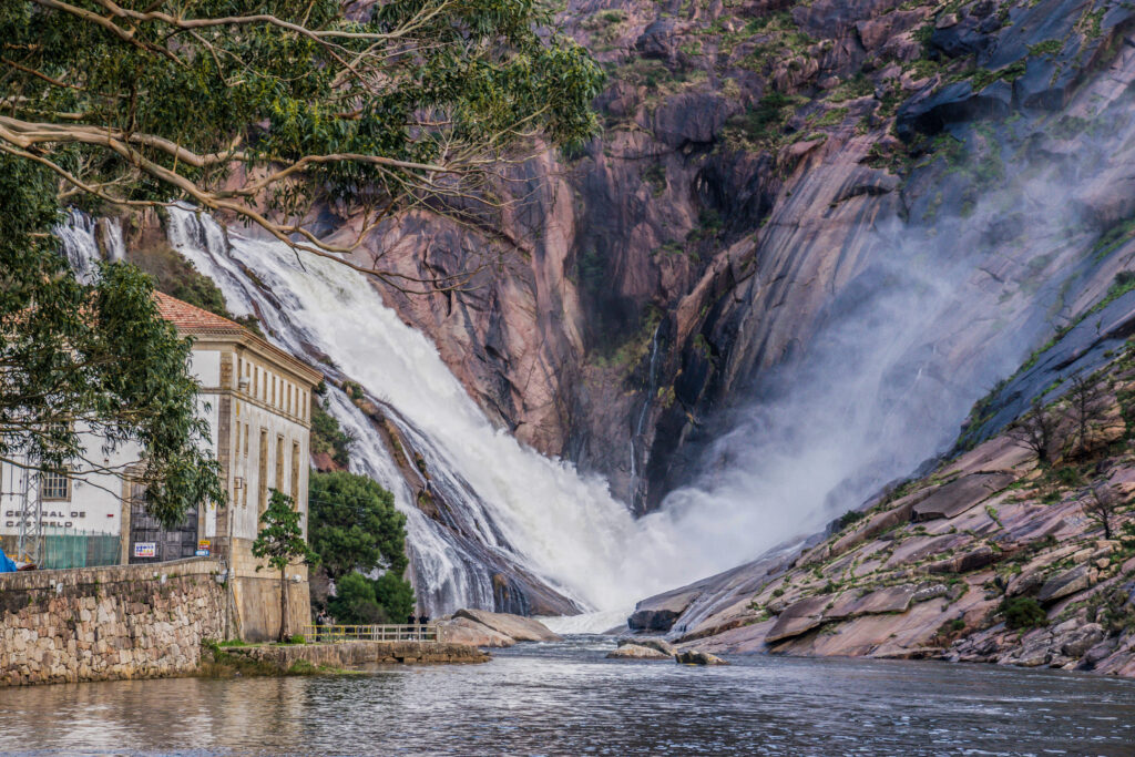 Cascada de Ézaro, en Dumbría. Por jcami