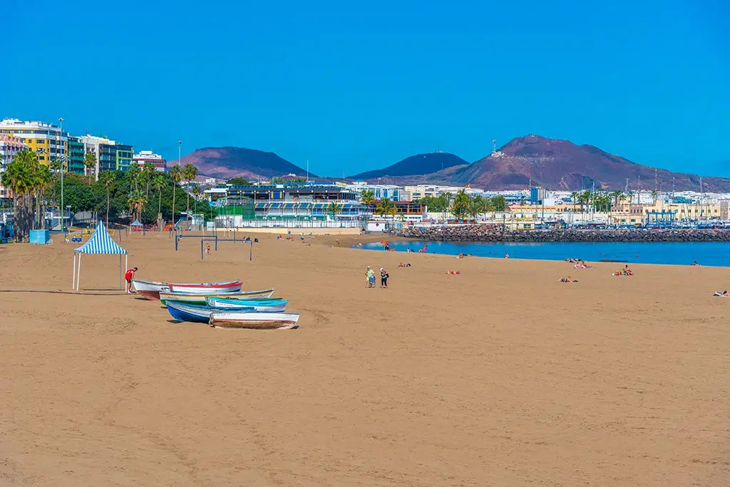 Playa de Las Alcaravaneras, donde comienza una de las rutas de Moby Dick