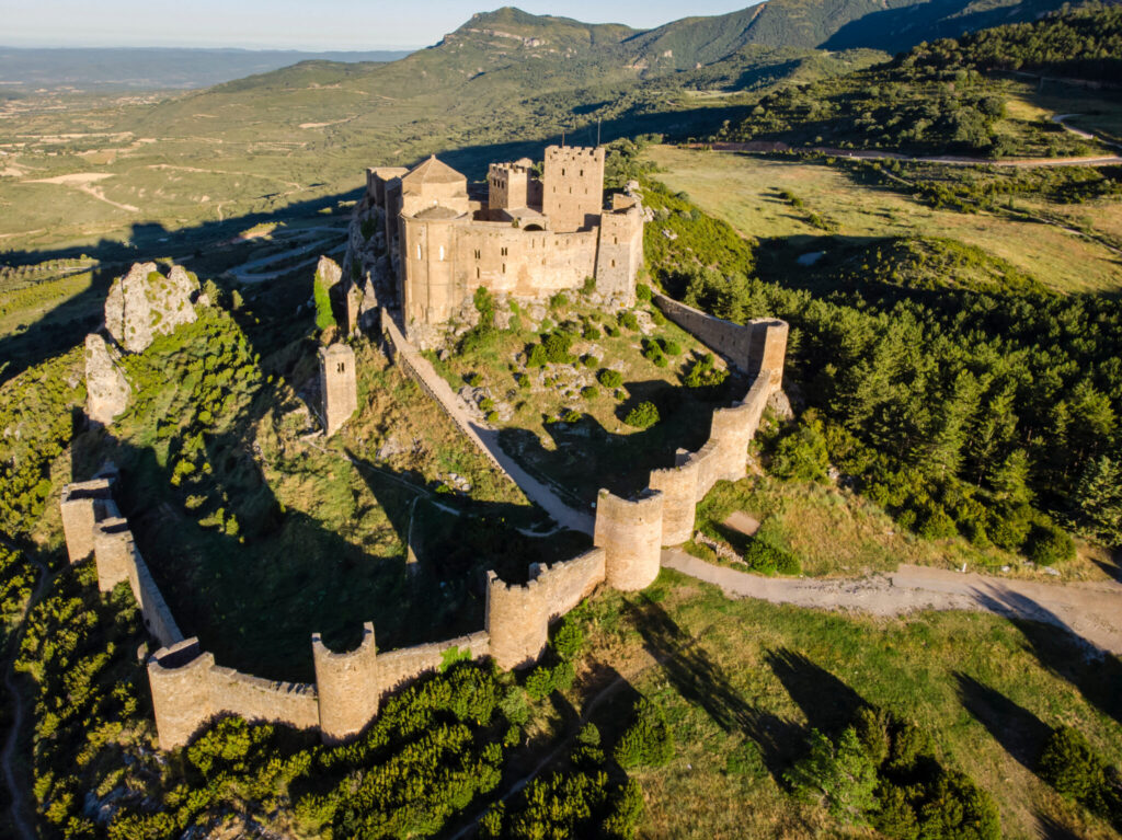 El Castillo de Loarre, en Huesca, Aragón.. Por Tolo