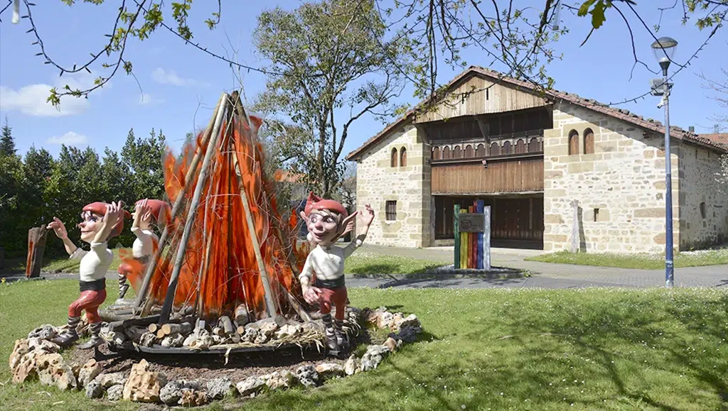 Izenaduba Basoa | Landetxo Goikoa. Vizcaya. Mitología vasca