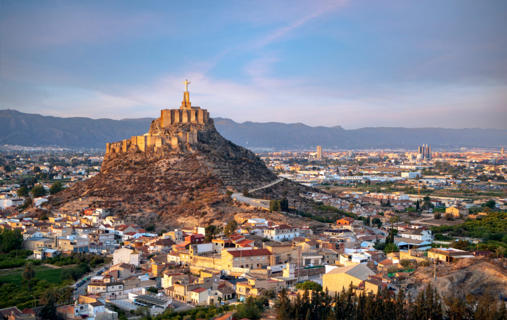 Cristo Redentor en el castillo Monteagudo. Por AntonioLopez.