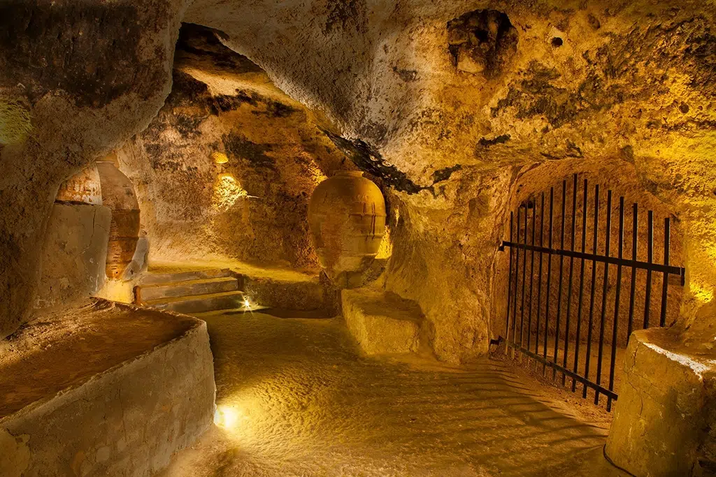 Cuevas de la Villa, en Requena (Valencia).