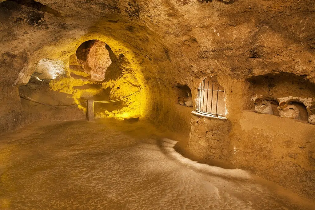 Cuevas de la Villa, en Requena (Valencia).
