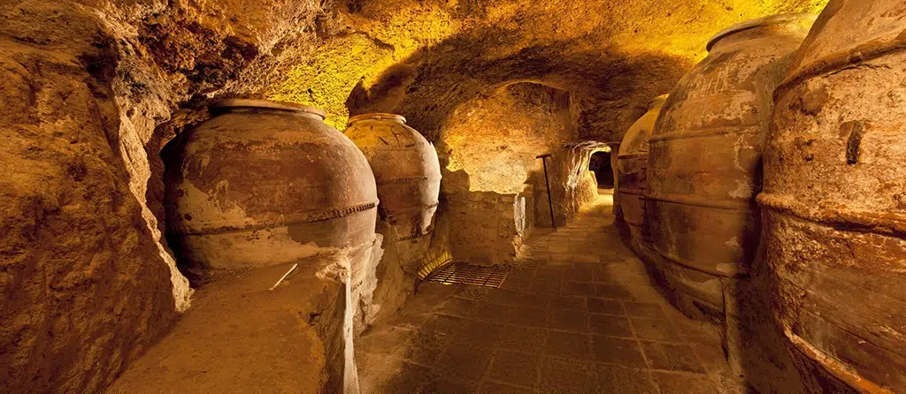 Cuevas de la Villa, en Requena (Valencia).