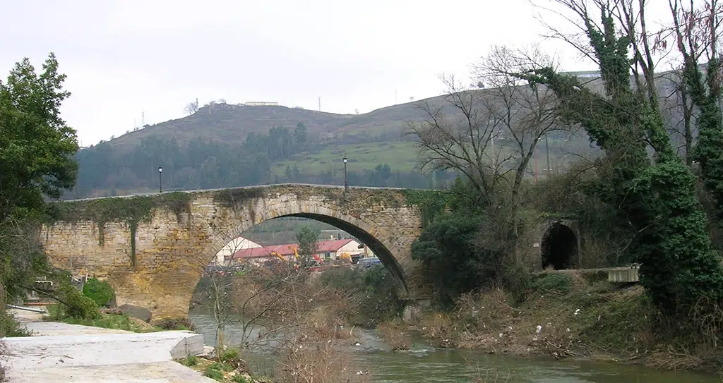 Puente de Castrejana, también llamado puente del Diablo (Bilbao).