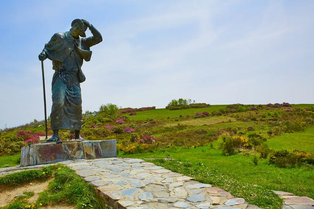 Monumento al Peregrino en el Alto de San Roque. Por lunamarina