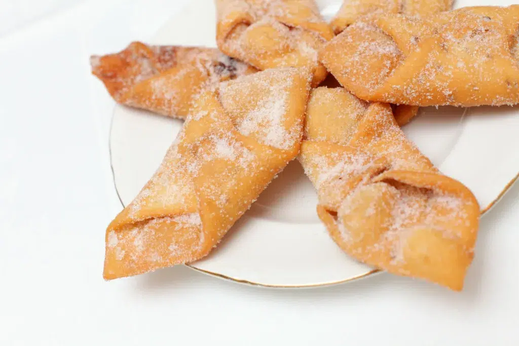 Pestiños, dulces típicos de Semana Santa en Andalucía. Por Cecilia Gilabert.