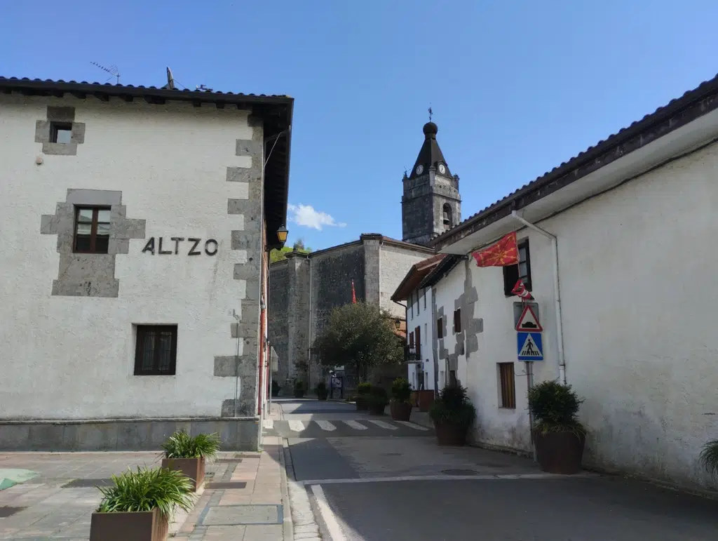 Altzo, el pueblo del gigante vasco. Por Raquel Andrés Durà