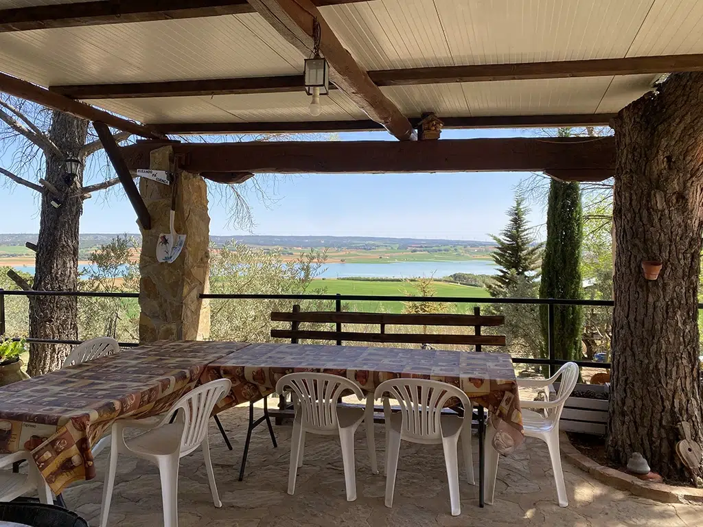 Balcón de San Roque, una casa rural junto al lago en Cuenca