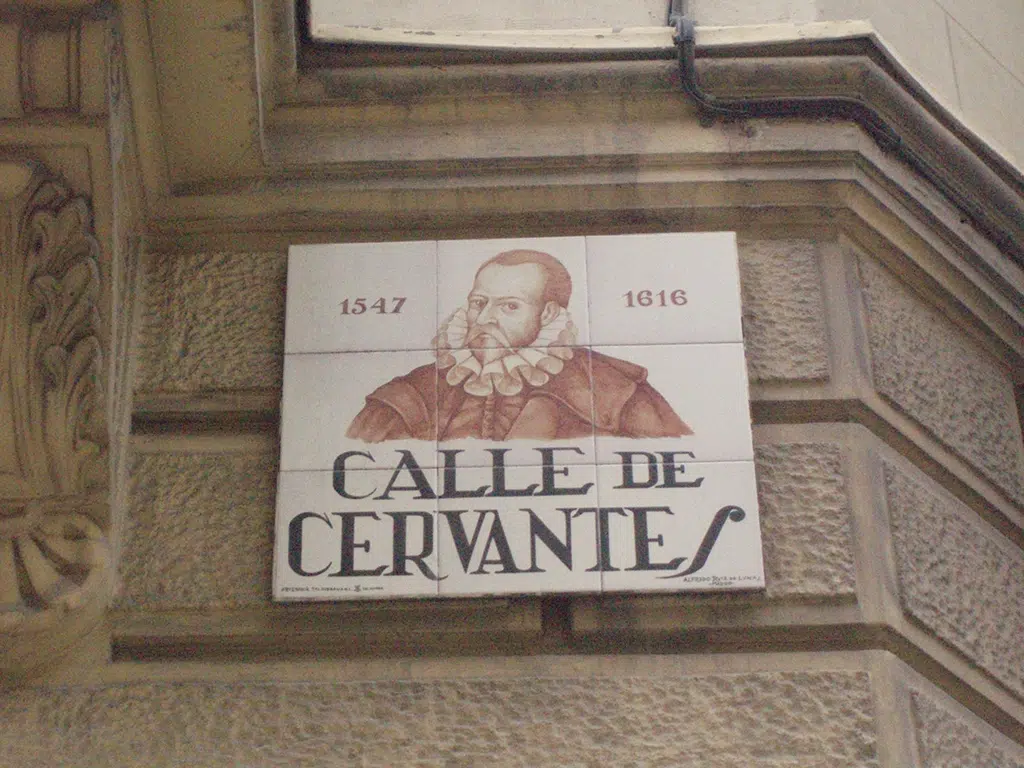 Cartel de la calle Cervantes, en Madrid.