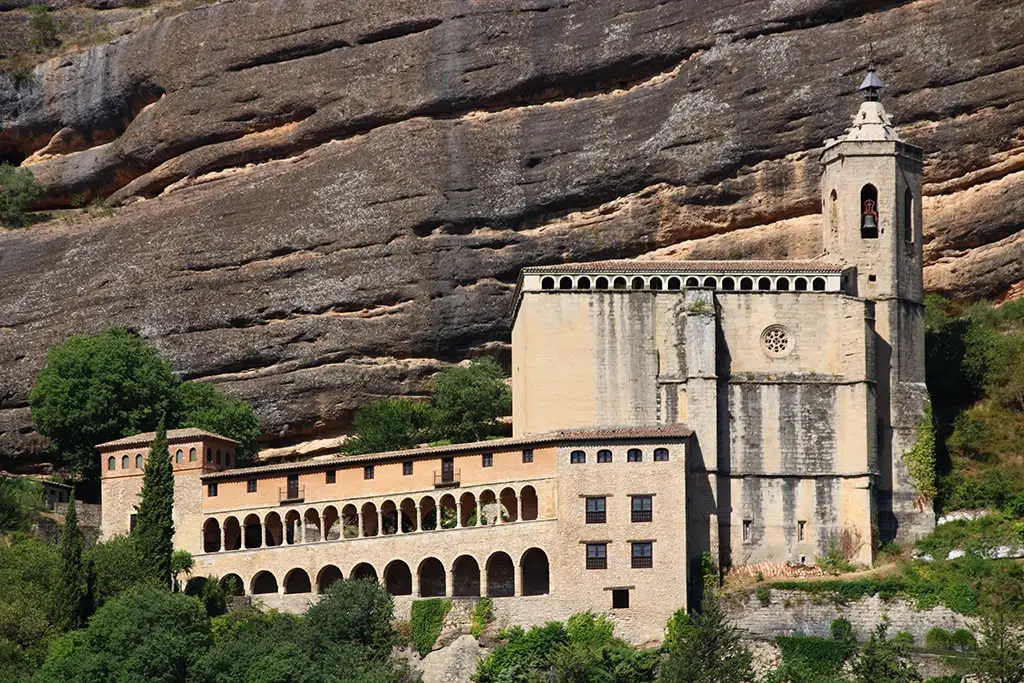 Basílica de la Virgen de la Peña, en Graus (Huesca).
