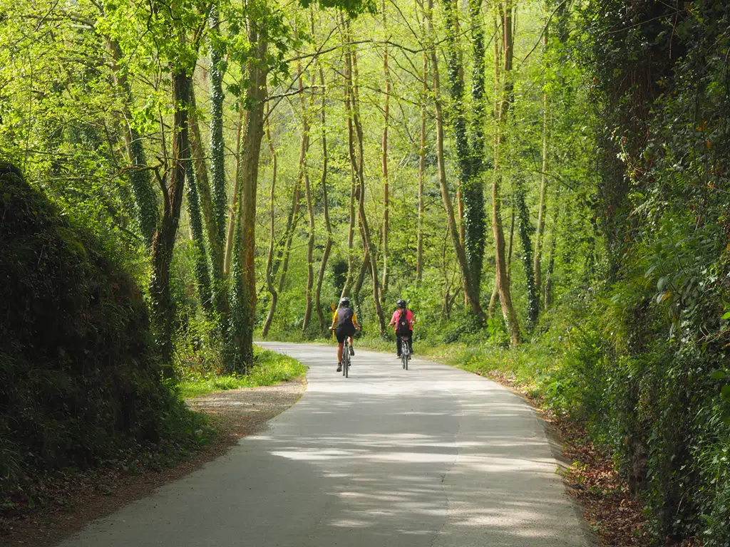EuroVelo. Vía Verde Bidasoa. Por: Turismo de Navarra
