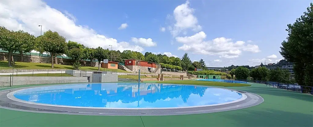 Piscina municipal de Oira, en Ourense.