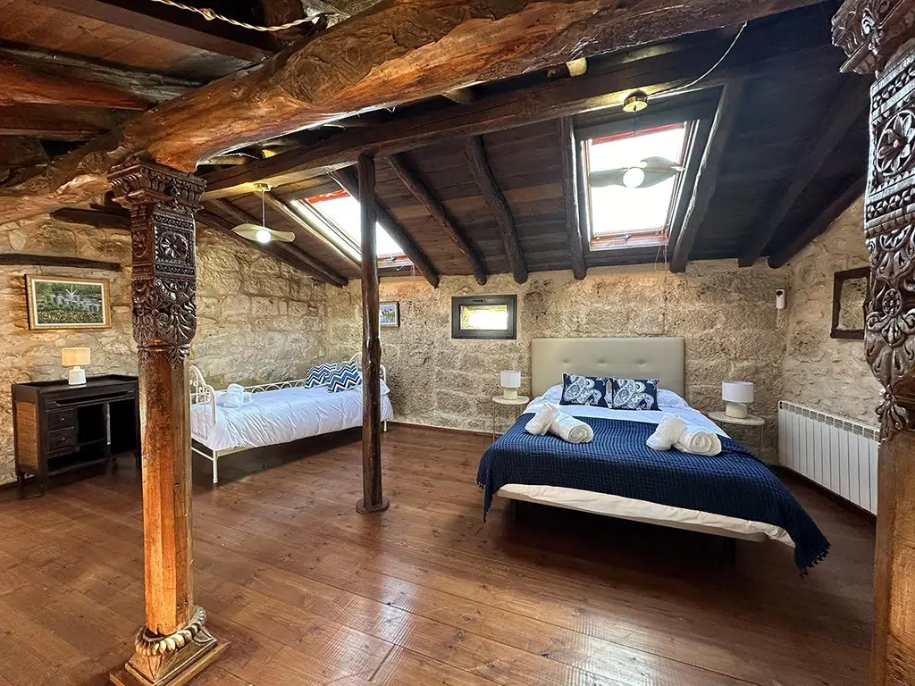 Casa rural Muralla de Haza.