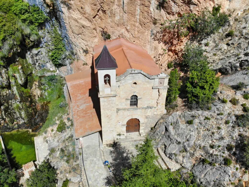 Ermita del Llovedor en Castellote. Por Viajarruteando.