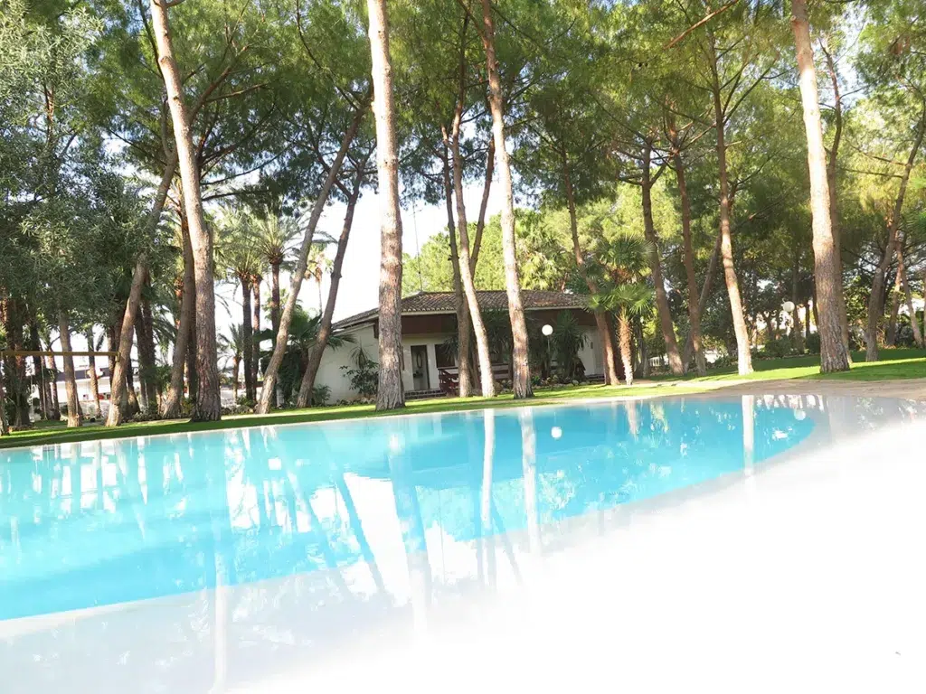 Casas rurales con piscina de arena: El Oasis (L'Eliana, Valencia).