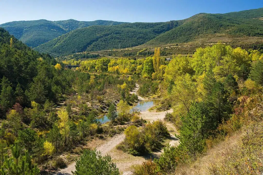 Cuenca del río Ijuez, que alimenta las pozas de la Garcipollera (Castiello de Jaca, Huesca).