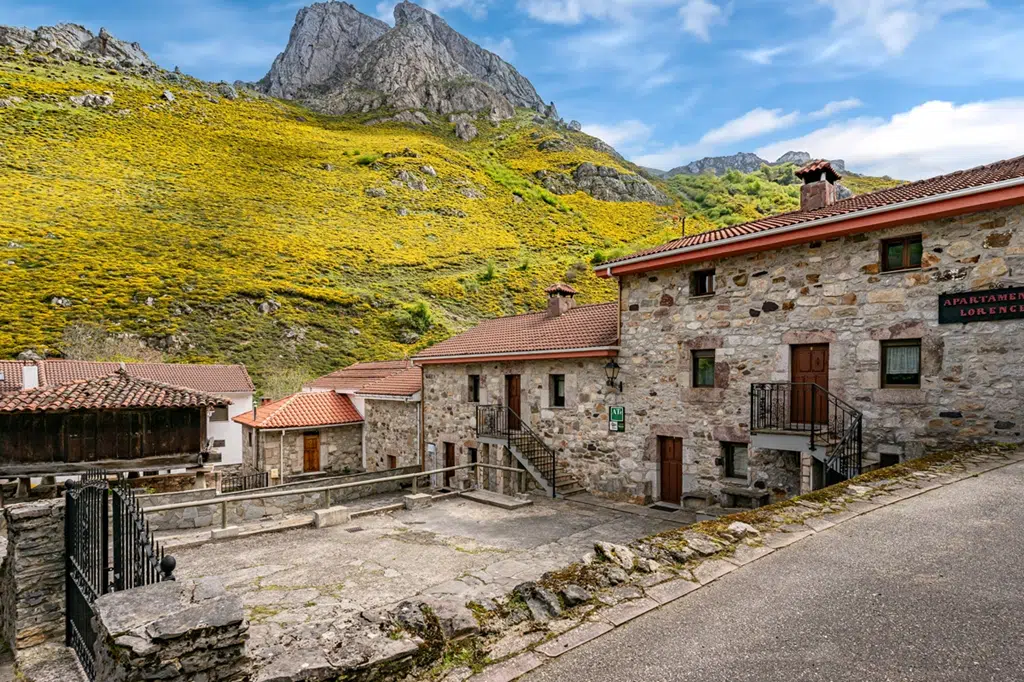 Apartamentos Lorences, Somiedo (Asturias)