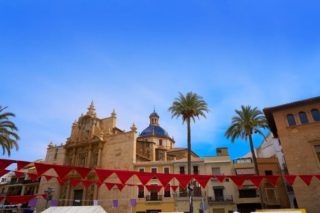 Iglesia de la Asunción de Llíria, en Valencia. Por lunamarina