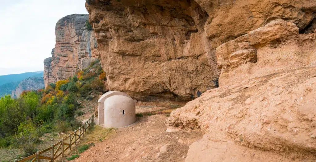 Ermita de San Esteban en Viguera. Por JUAN CARLOS MUNOZ.