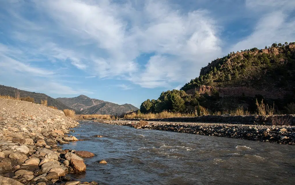 El río Guadalfeo en Órgiva, Granada. Por Antonio ciero